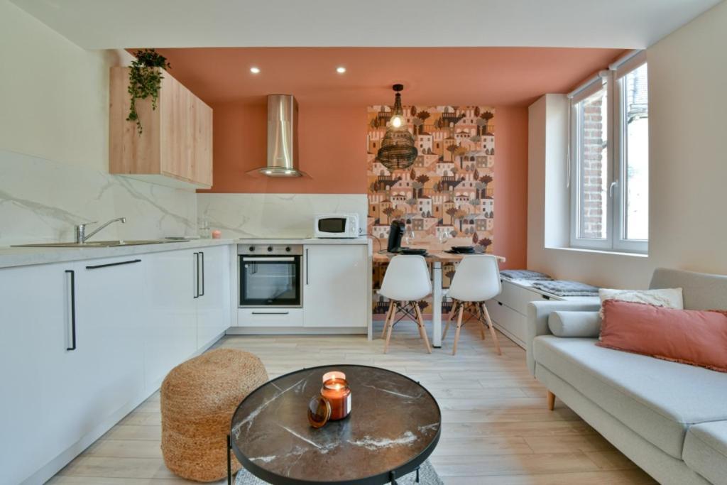 Residence Jean Hardy - Hyper Centre, Parking Gratuit, Wifi, Clim, Gare Valenciennes Exterior photo