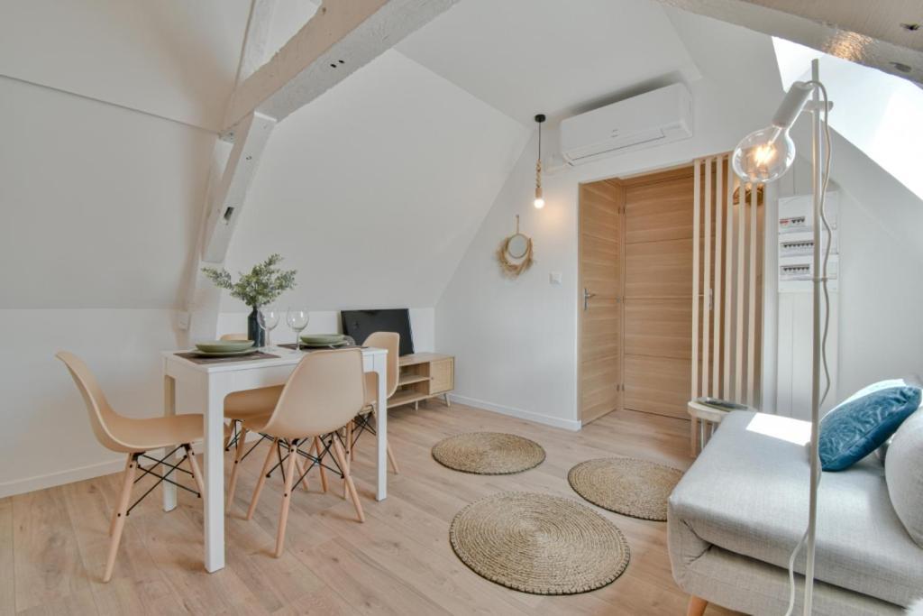 Residence Jean Hardy - Hyper Centre, Parking Gratuit, Wifi, Clim, Gare Valenciennes Exterior photo